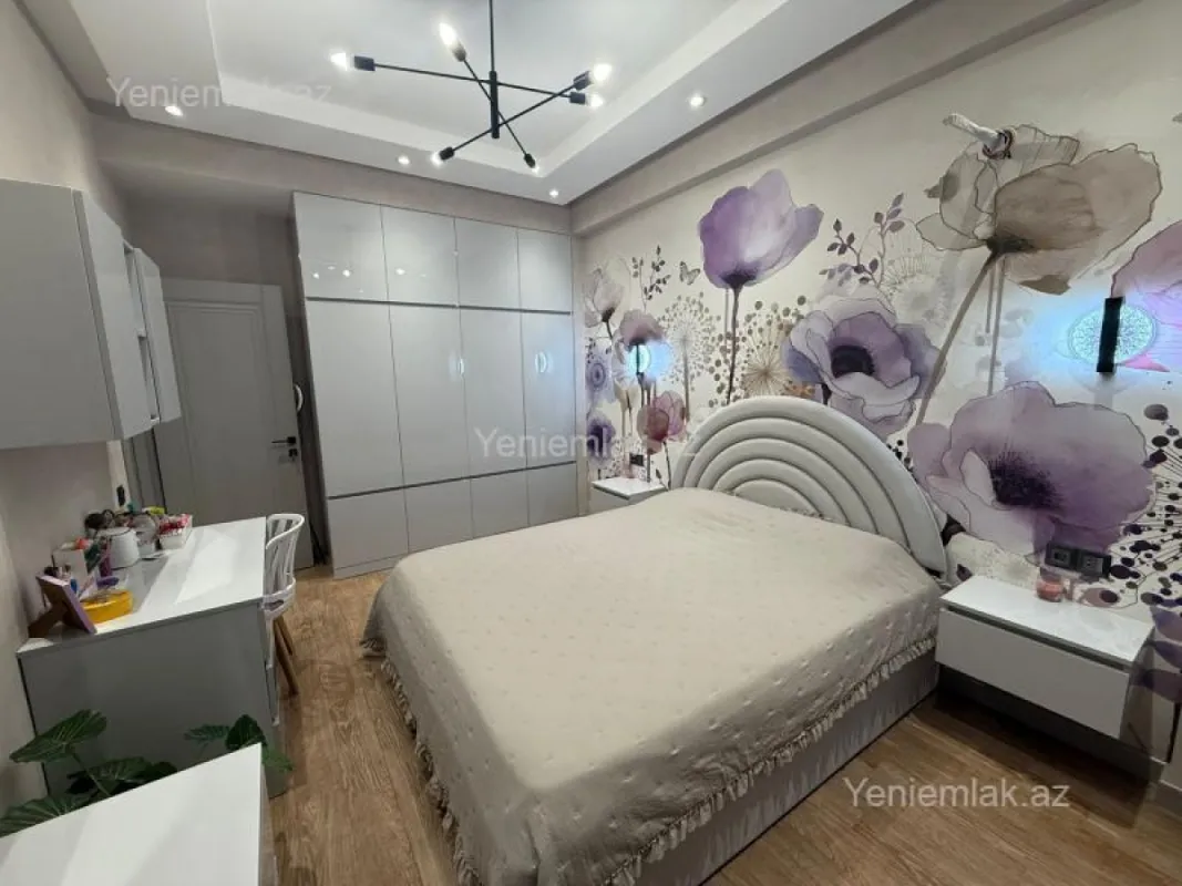 Satılır 3 otaqlı yeni tikili 85 m²