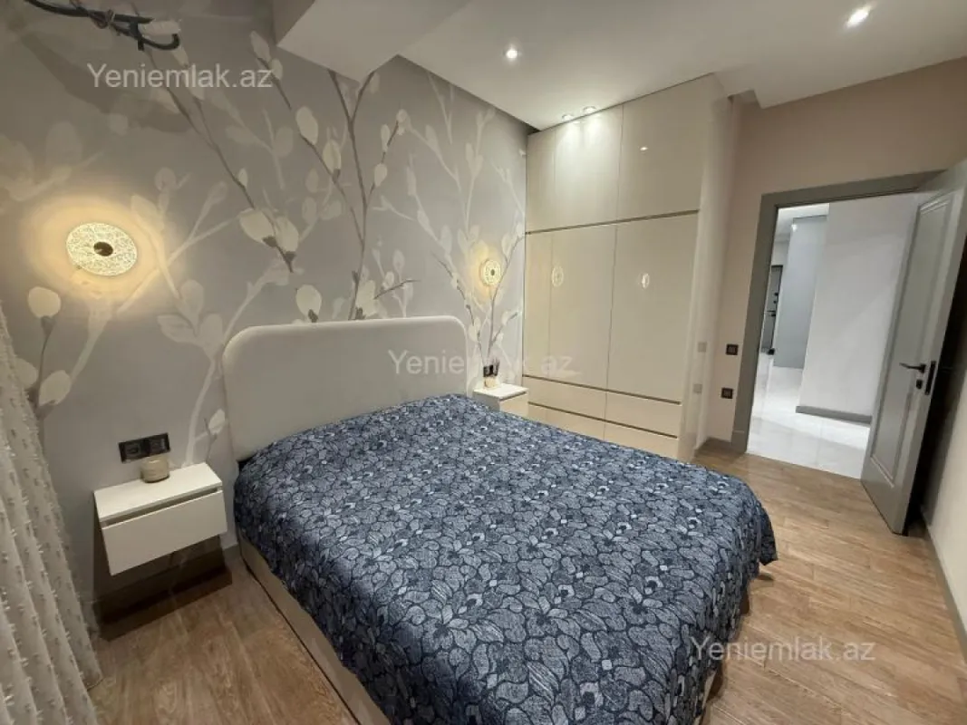 Satılır 3 otaqlı yeni tikili 85 m²