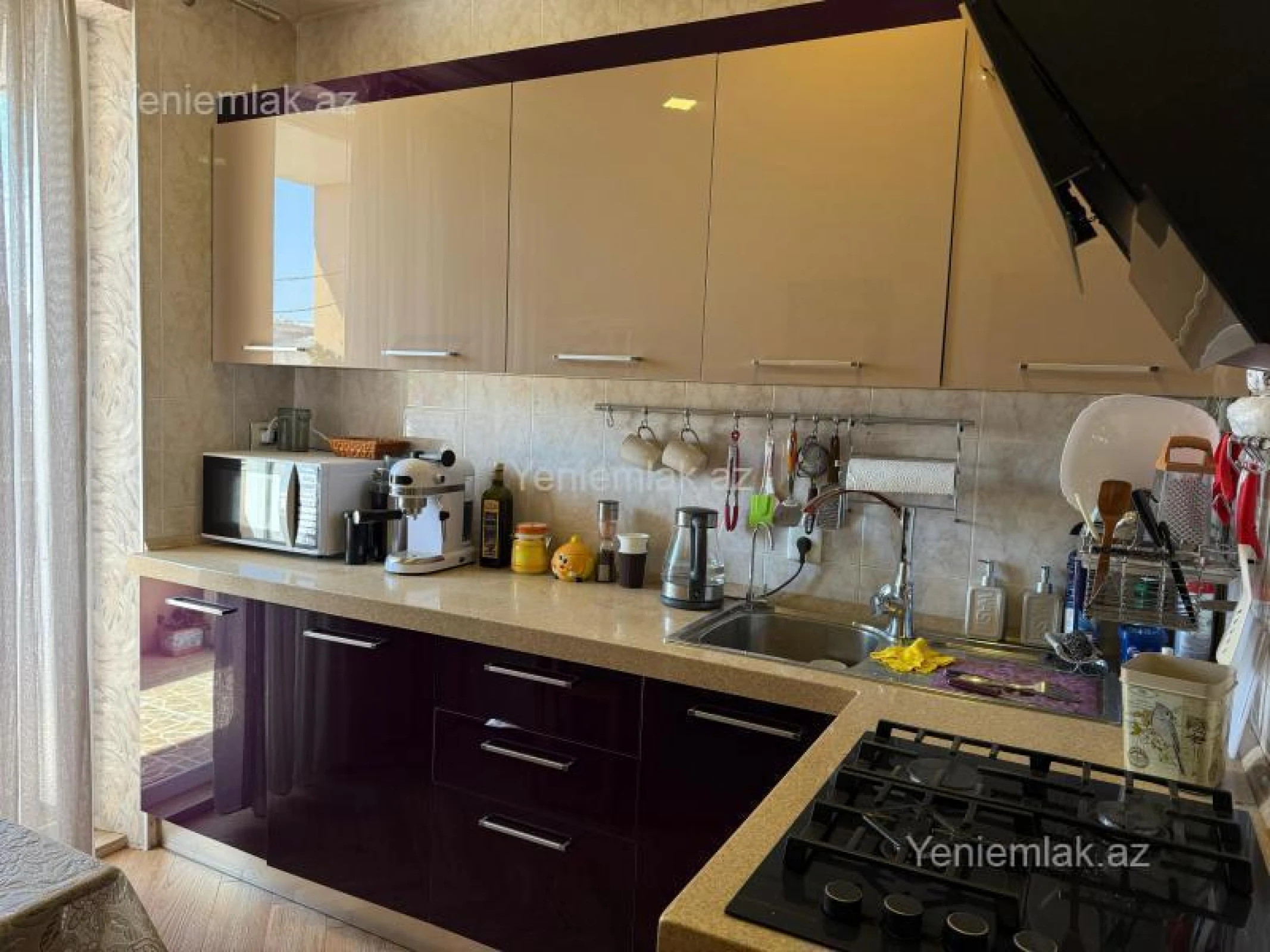 Satılır 2 otaqlı köhnə tikili 68 m²