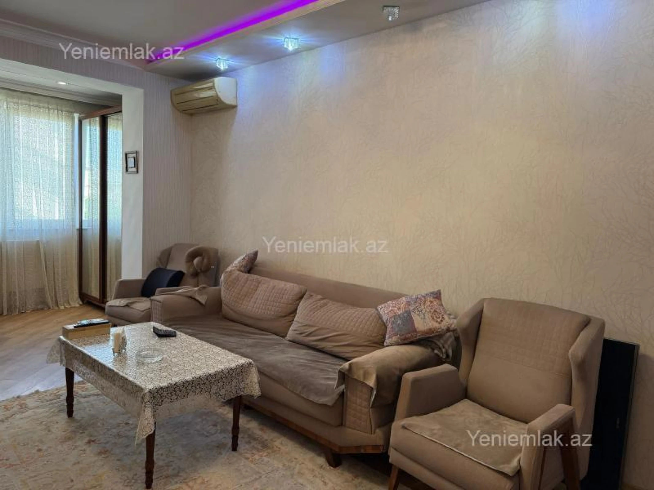 Satılır 2 otaqlı köhnə tikili 68 m²