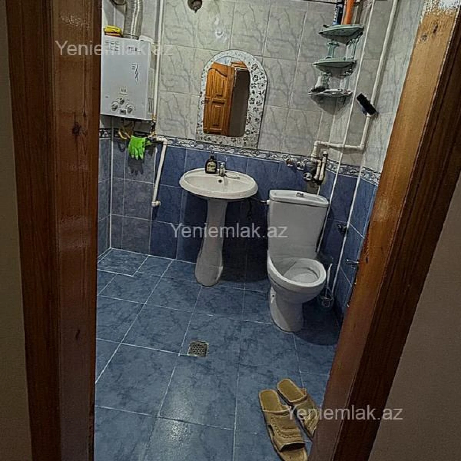 Satılır 2 otaqlı köhnə tikili 55 m²