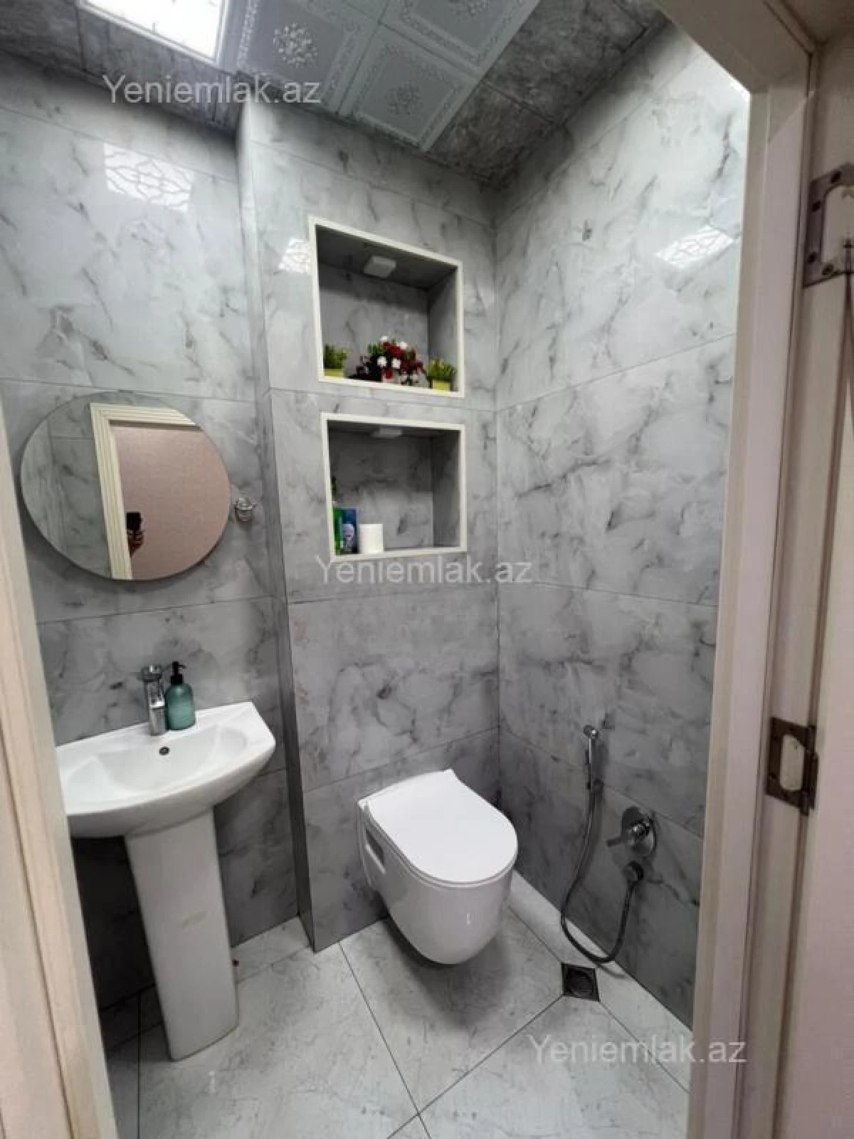 Satılır 3 otaqlı yeni tikili 100 m²