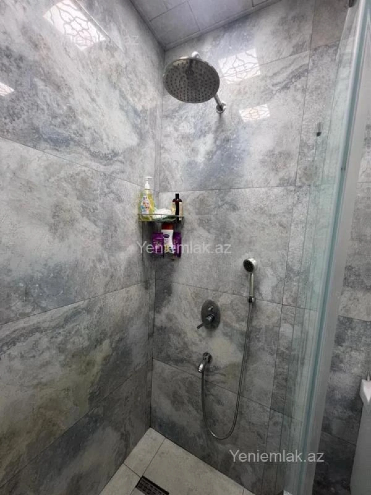 Satılır 3 otaqlı yeni tikili 100 m²