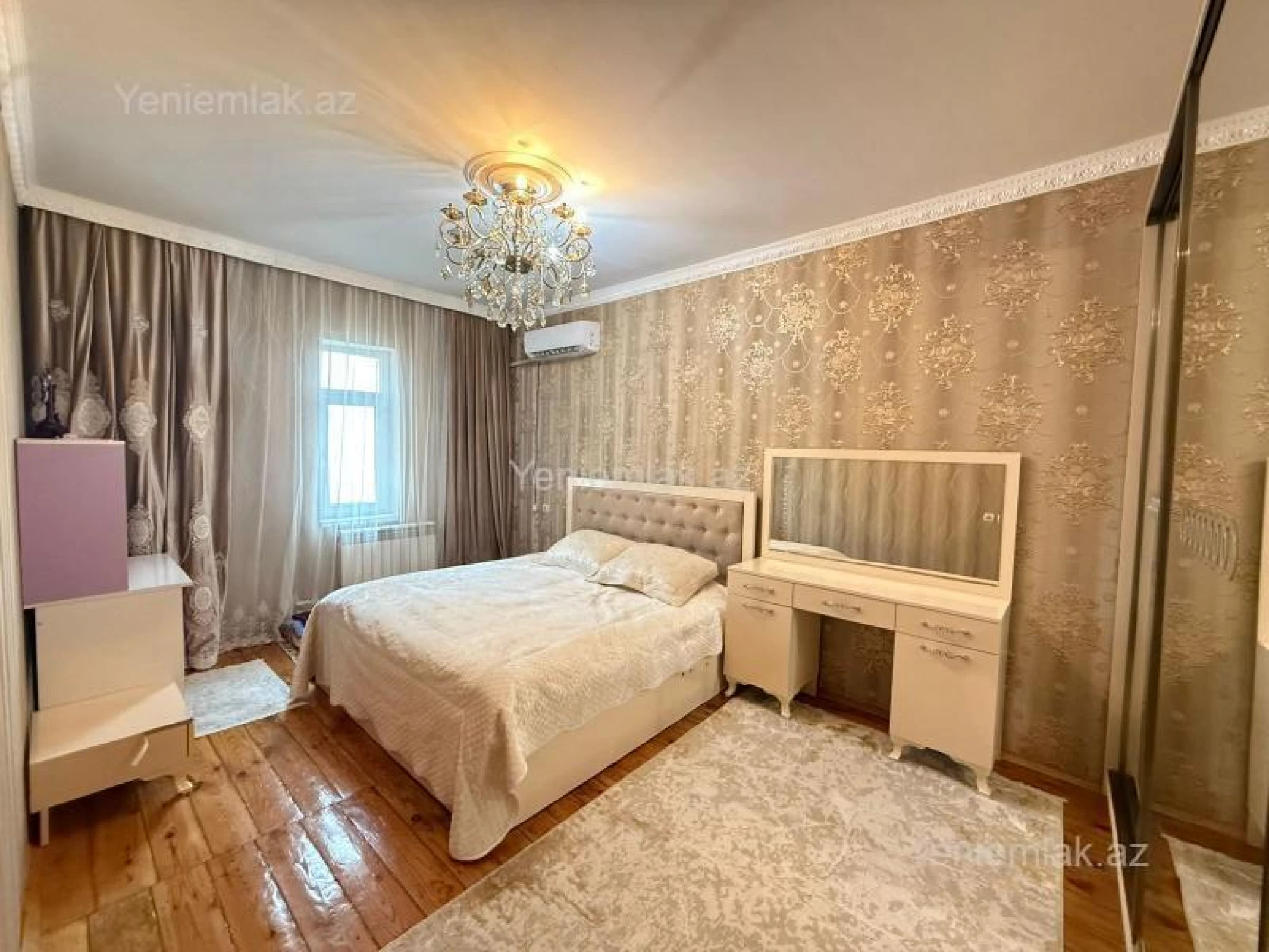 Satılır 2 otaqlı köhnə tikili 45 m²