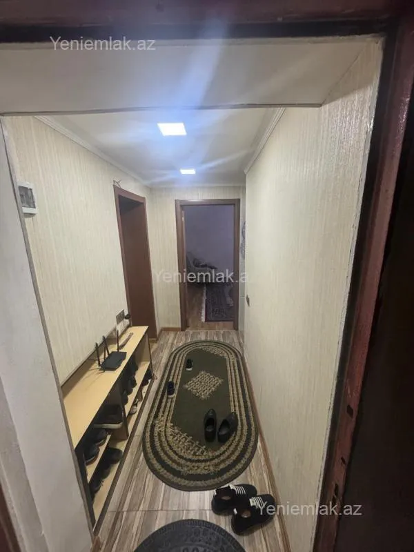 Satılır 4 otaqlı köhnə tikili 110 m²
