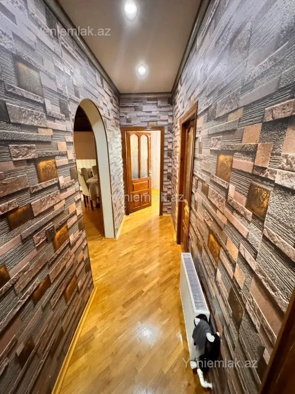 Satılır 3 otaqlı köhnə tikili 73 m²