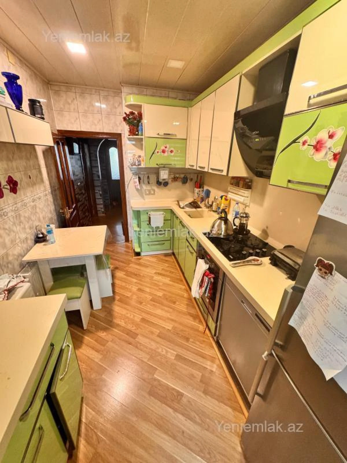 Satılır 3 otaqlı köhnə tikili 73 m²