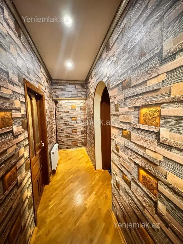 Satılır 3 otaqlı köhnə tikili 73 m²