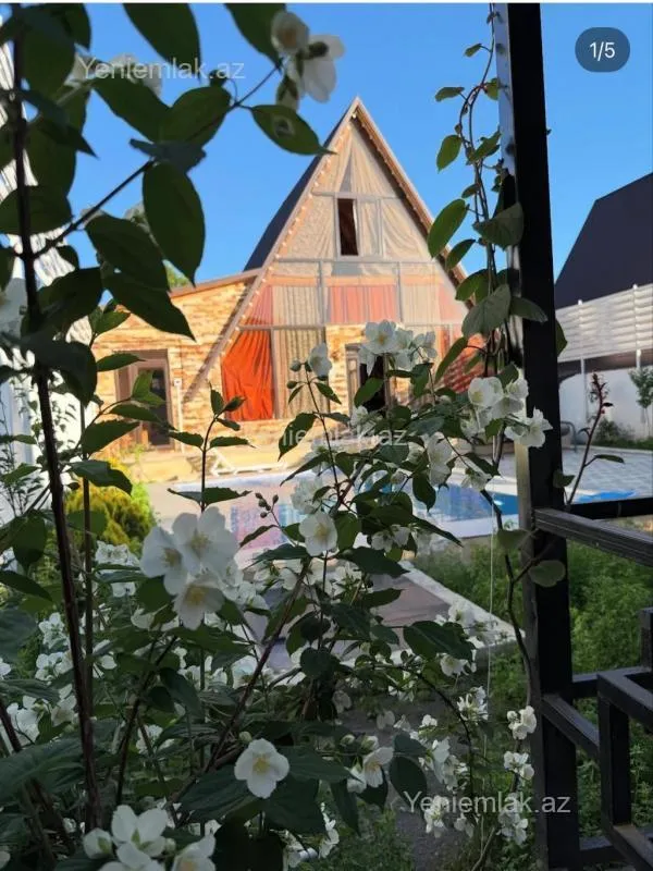 Satılır 4 otaqlı həyət evi 130 m²