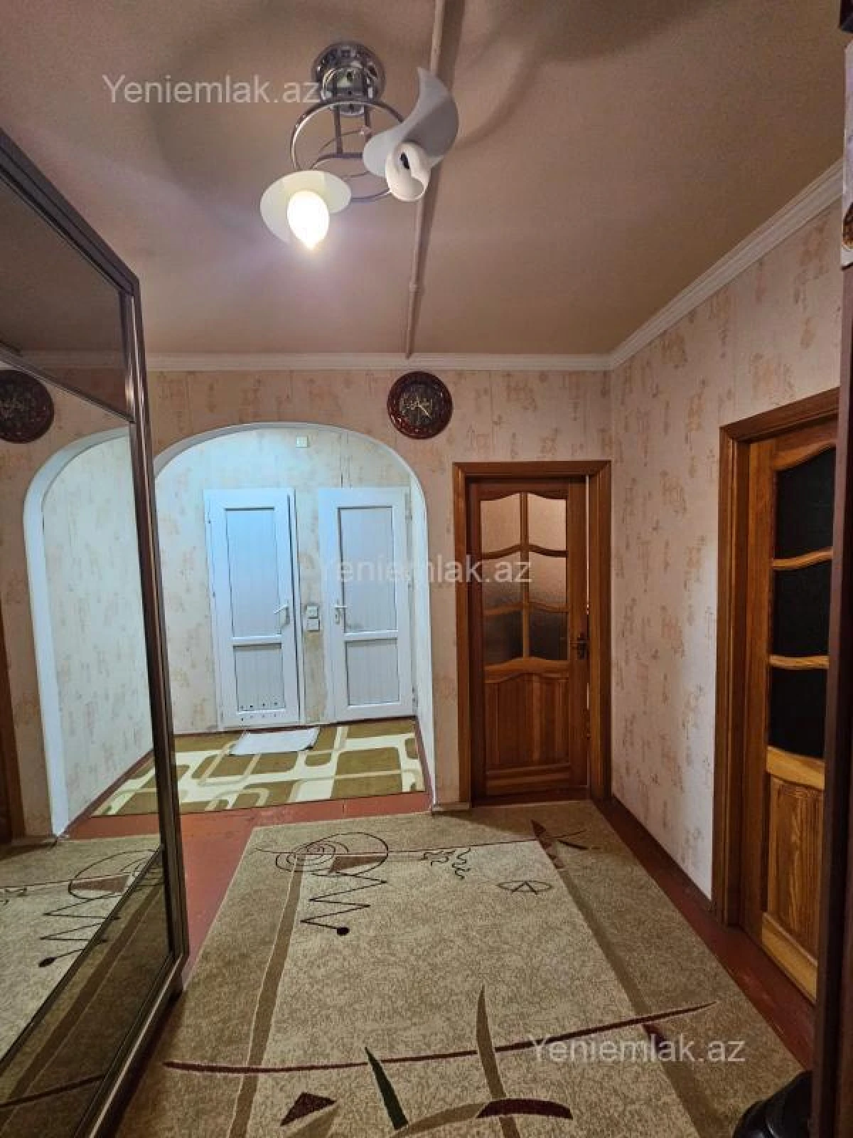 Satılır 3 otaqlı köhnə tikili 80 m²