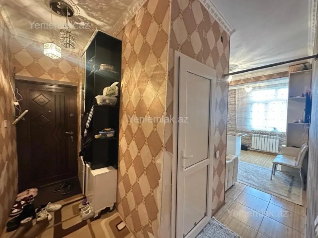 Satılır 2 otaqlı köhnə tikili 45 m²