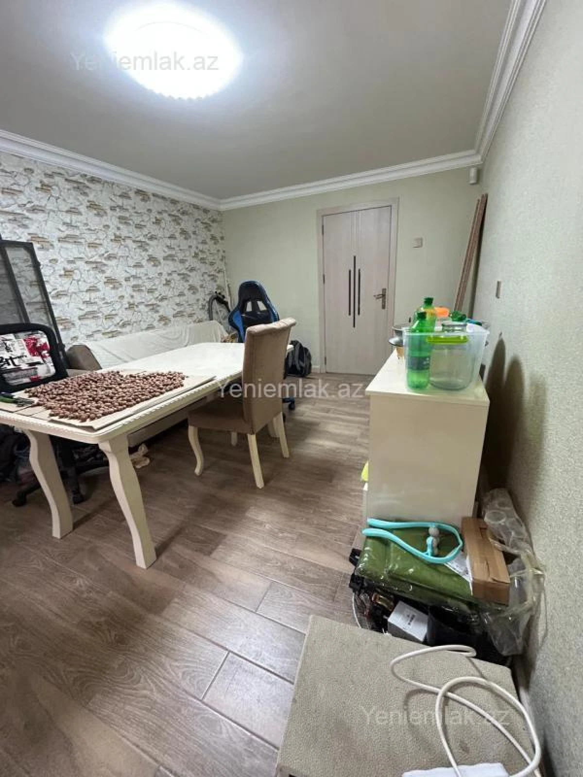 Satılır 10 otaqlı həyət evi 390 m²