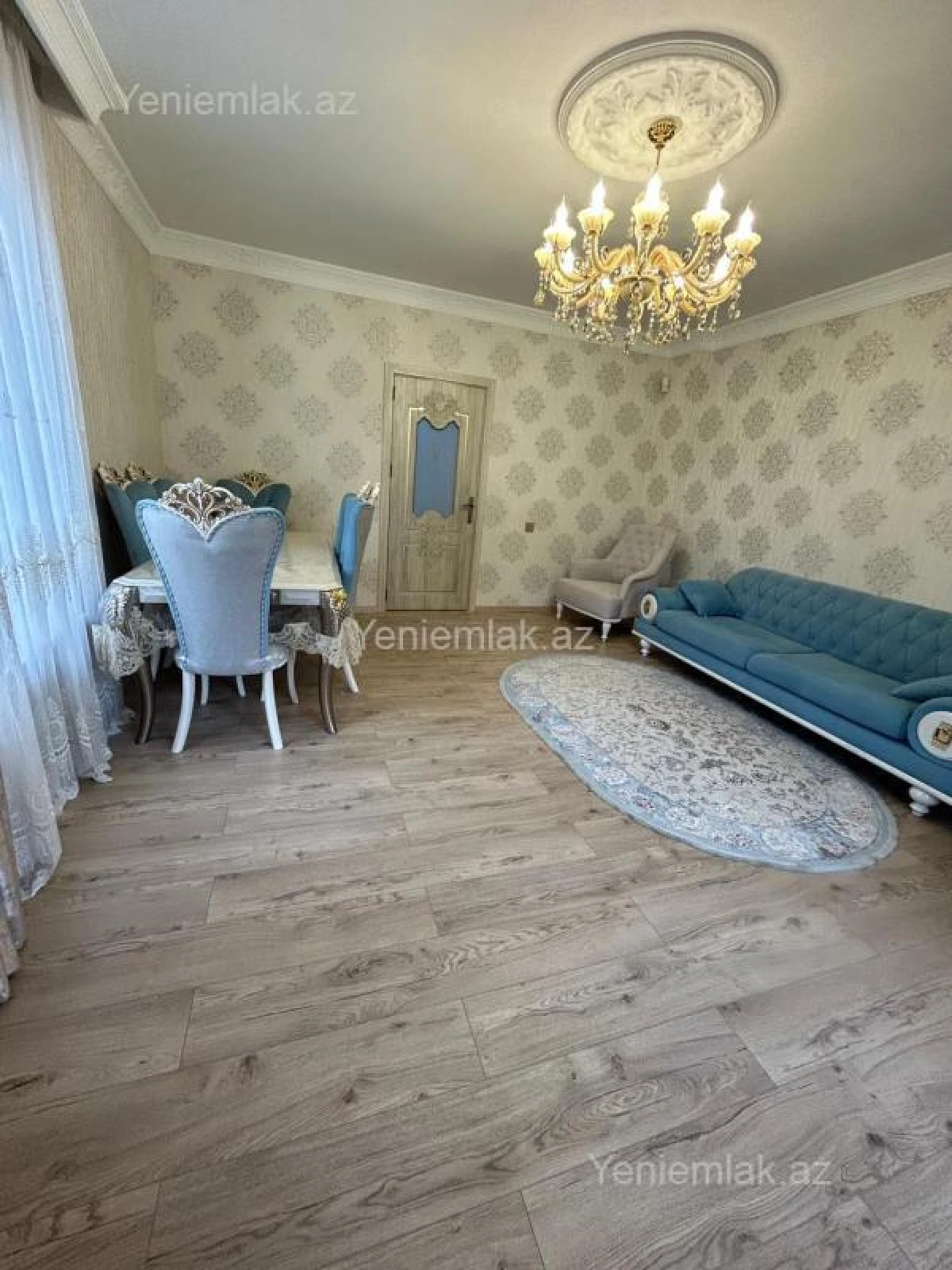 Satılır 10 otaqlı həyət evi 390 m²