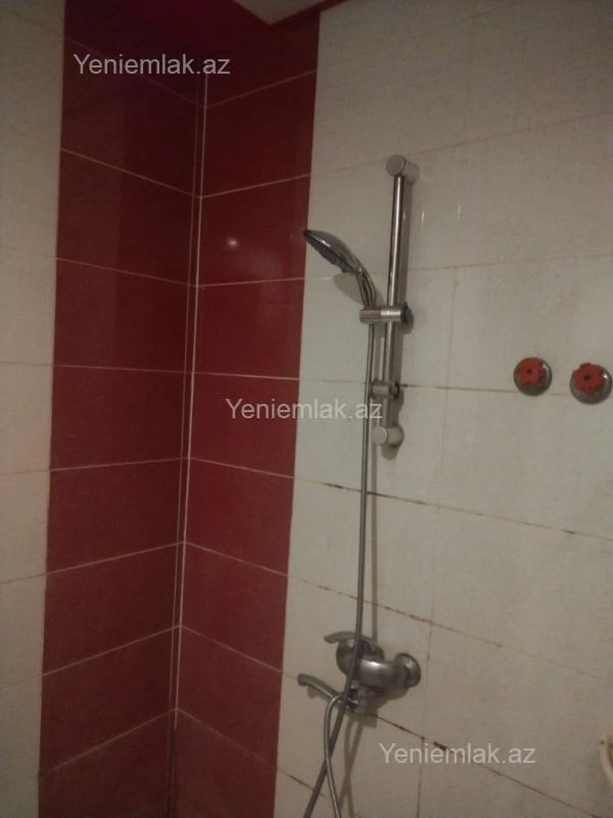 Satılır 3 otaqlı yeni tikili 100 m²