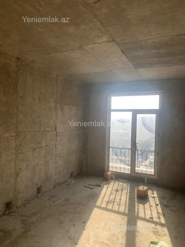 Satılır 4 otaqlı yeni tikili 115 m²