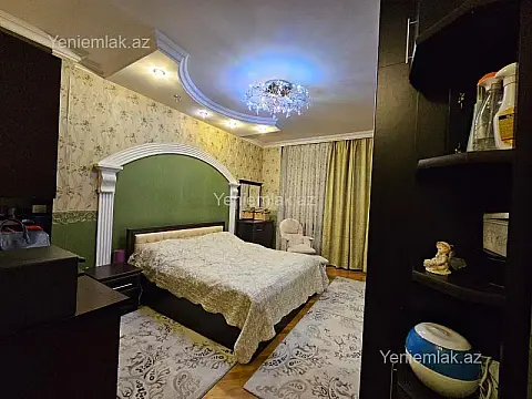 Satılır 3 otaqlı yeni tikili 125 m²