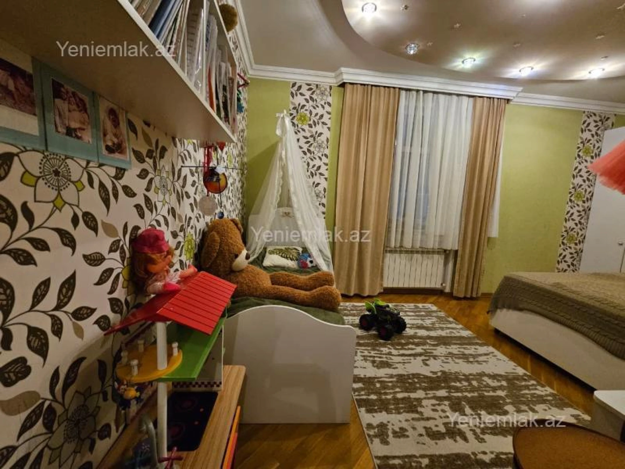 Satılır 3 otaqlı yeni tikili 125 m²