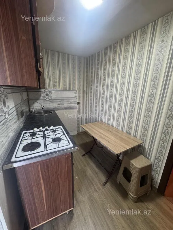 Satılır 3 otaqlı həyət evi 65 m²