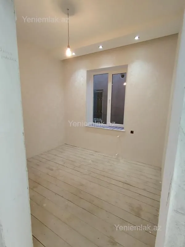 Satılır 4 otaqlı həyət evi 100 m²