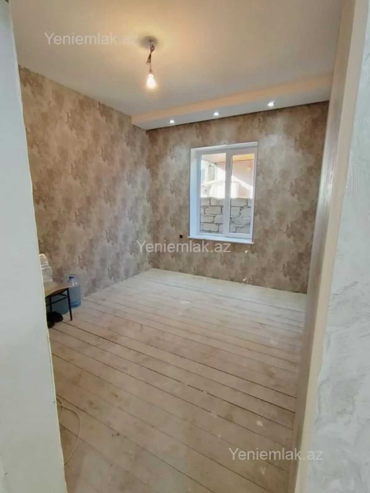 Satılır 4 otaqlı həyət evi 100 m²