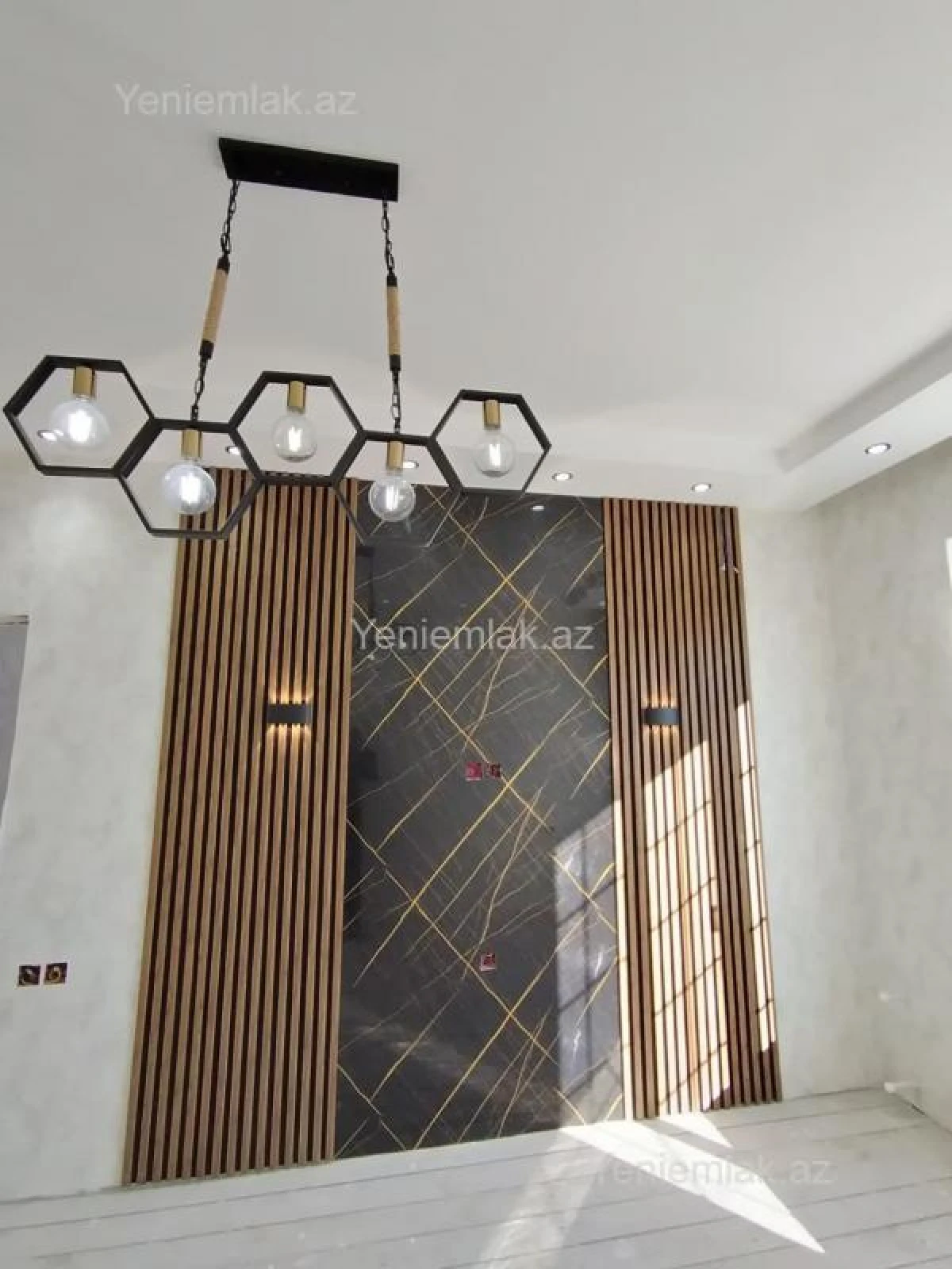 Satılır 4 otaqlı həyət evi 100 m²