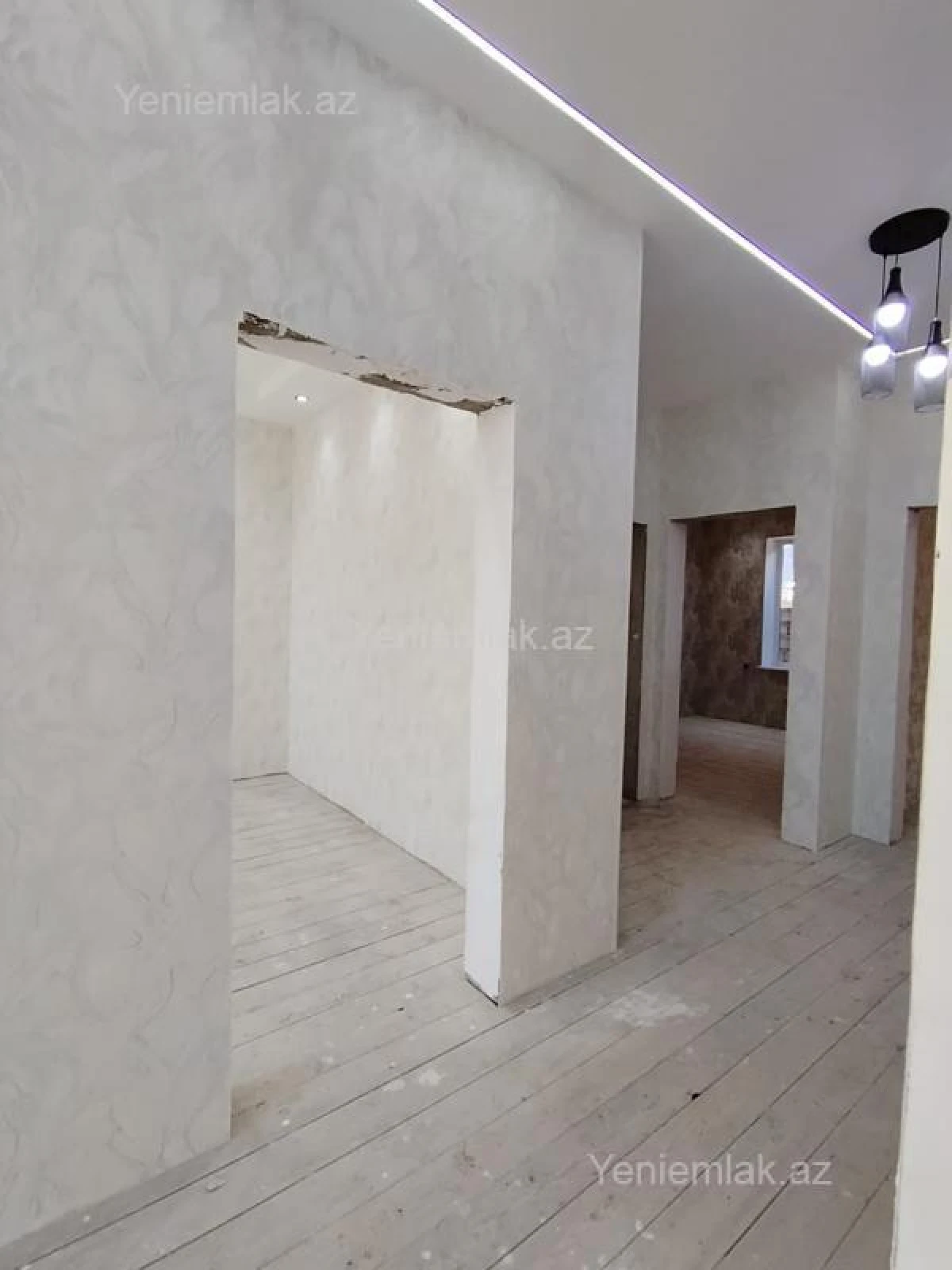 Satılır 4 otaqlı həyət evi 100 m²