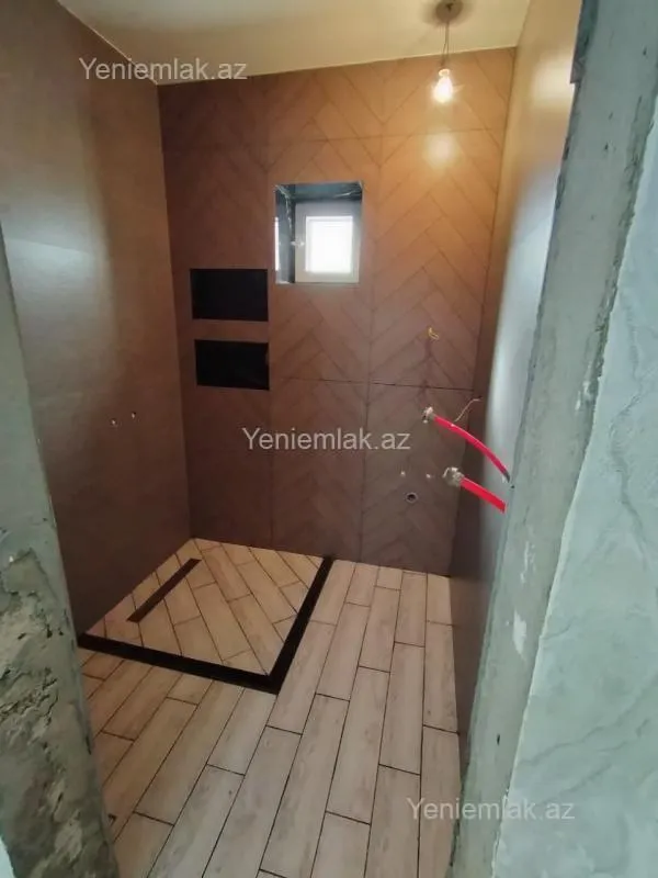 Satılır 4 otaqlı həyət evi 100 m²