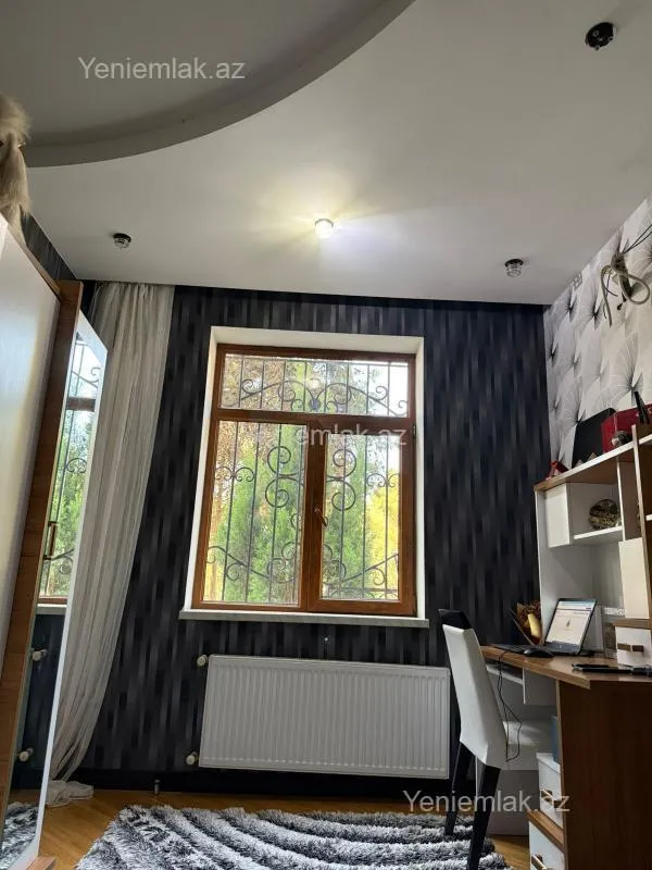 Satılır 4 otaqlı yeni tikili 140 m²