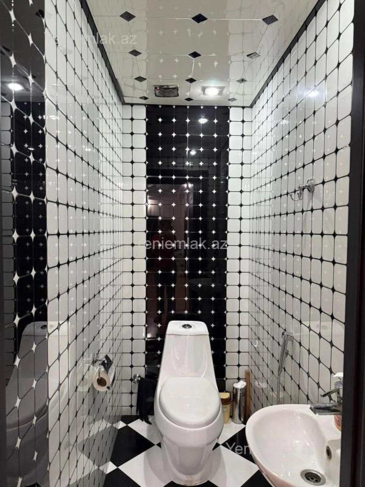 Satılır 4 otaqlı yeni tikili 140 m²