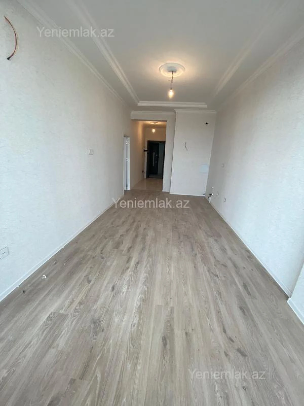 Satılır 2 otaqlı yeni tikili 60 m²