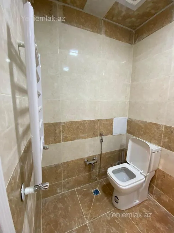 Satılır 2 otaqlı yeni tikili 60 m²