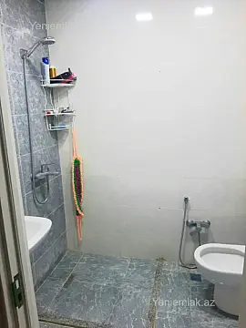 Satılır 2 otaqlı yeni tikili 74 m²