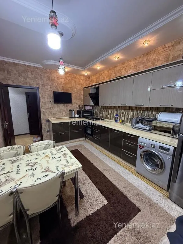 Satılır 2 otaqlı yeni tikili 86 m²