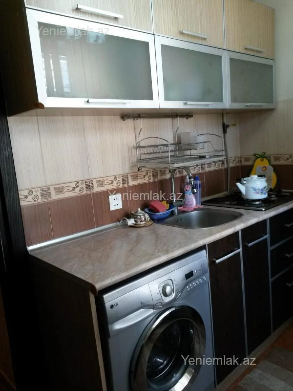 Satılır 2 otaqlı köhnə tikili 60 m²