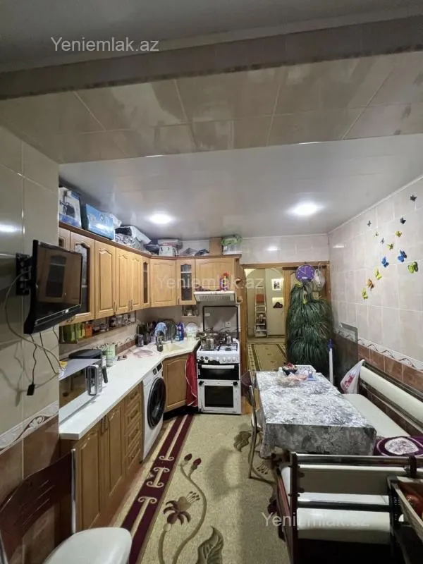 Satılır 5 otaqlı köhnə tikili 110 m²