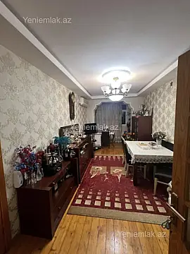 Satılır 5 otaqlı köhnə tikili 110 m²