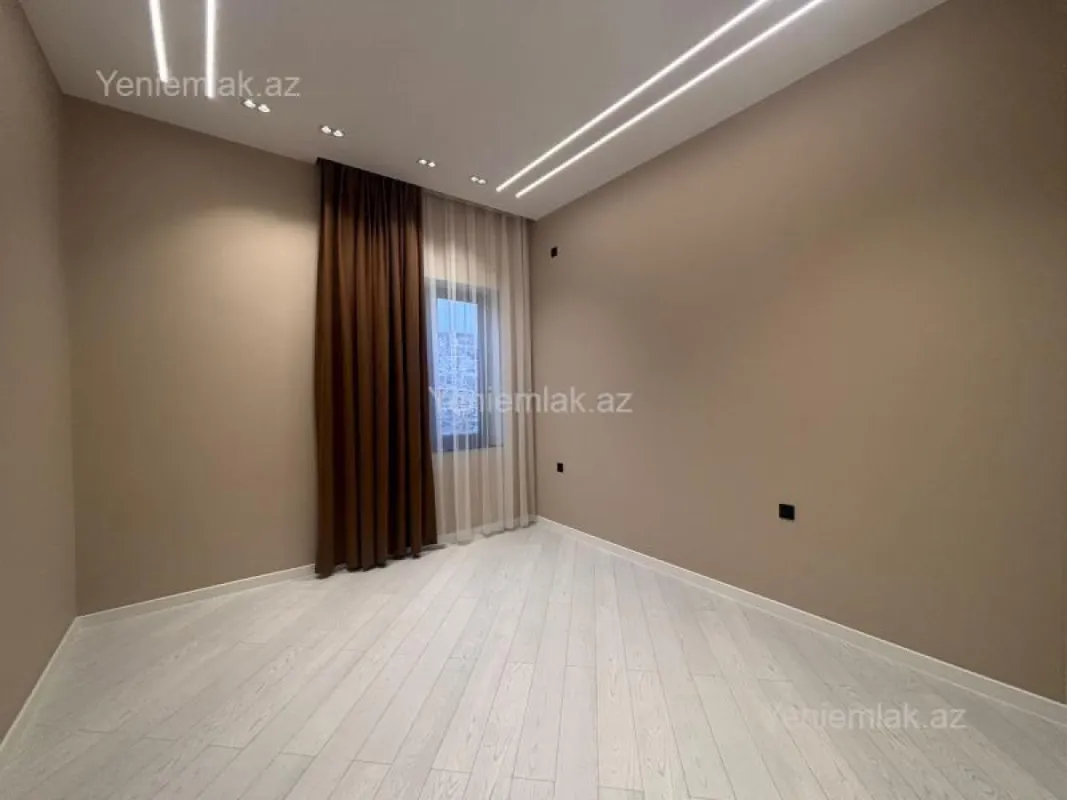 Satılır 4 otaqlı həyət evi 155 m²