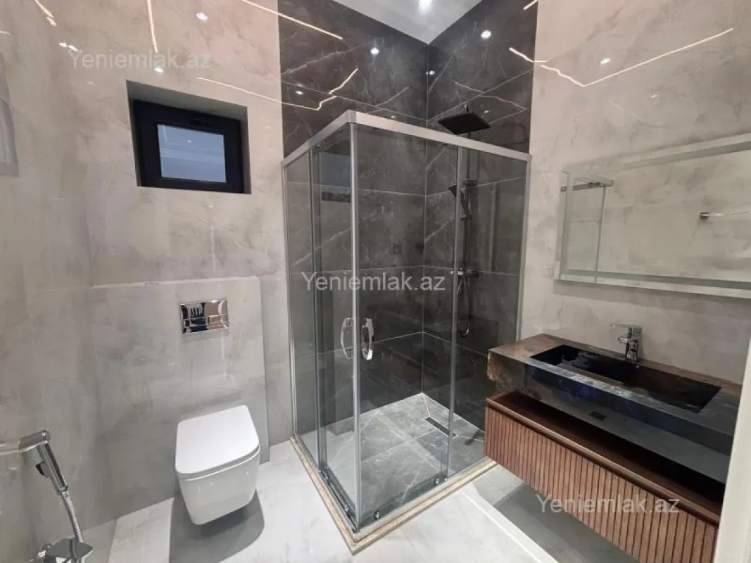 Satılır 4 otaqlı həyət evi 155 m²