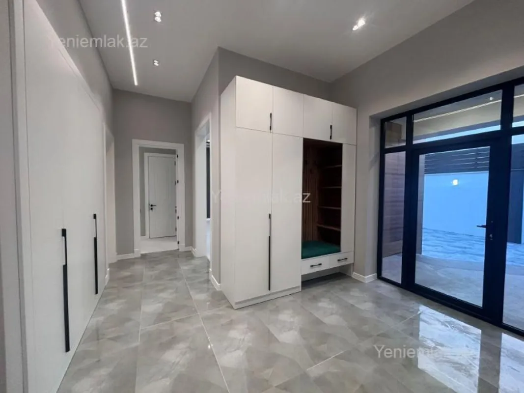 Satılır 4 otaqlı həyət evi 155 m²