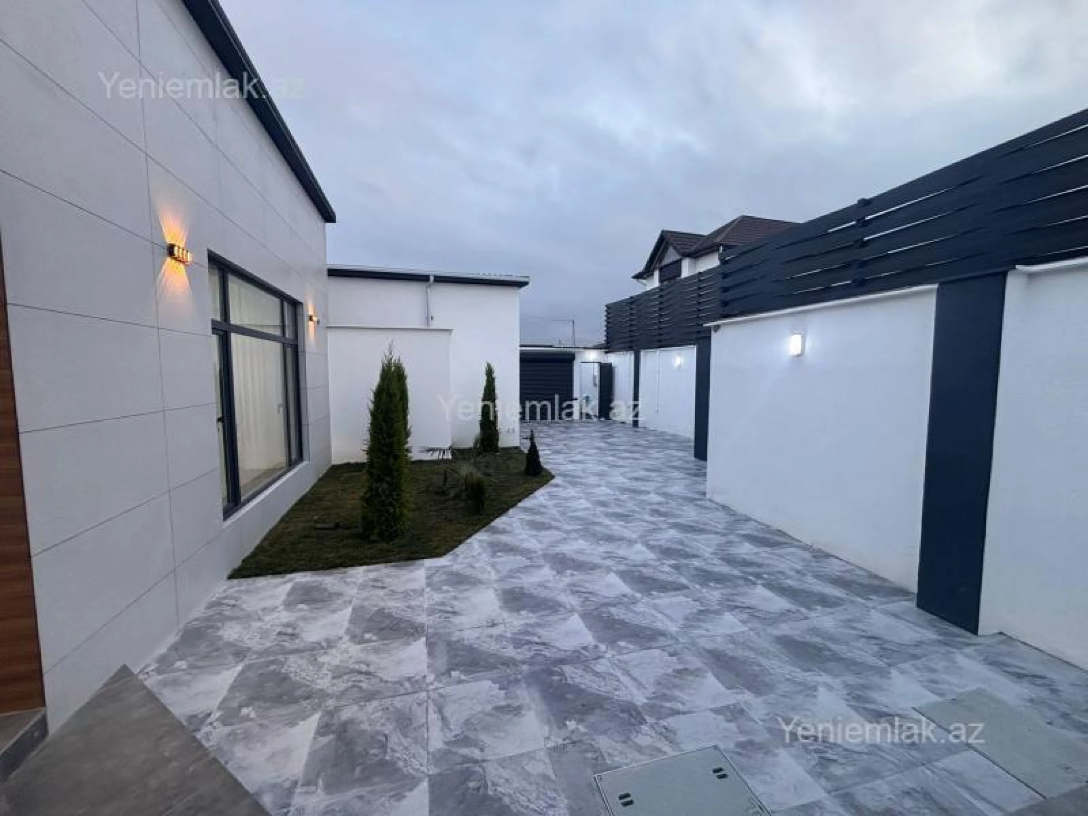 Satılır 4 otaqlı həyət evi 155 m²