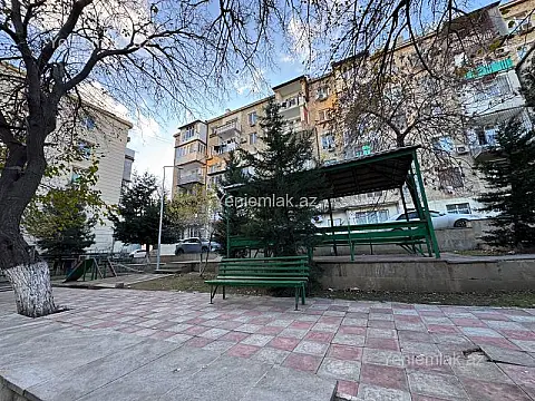 Satılır 3 otaqlı köhnə tikili 80 m²