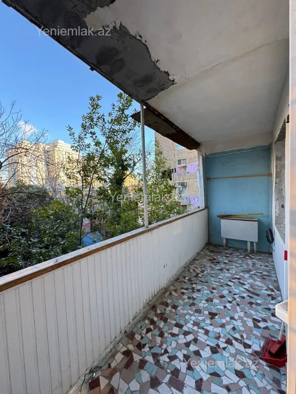 Satılır 3 otaqlı köhnə tikili 80 m²