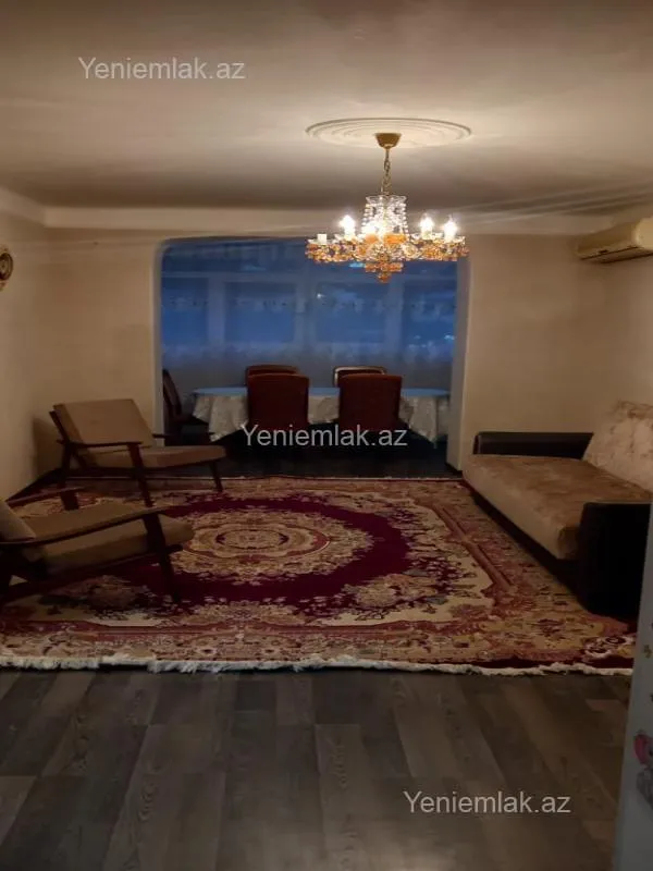 Satılır 3 otaqlı köhnə tikili 75 m²