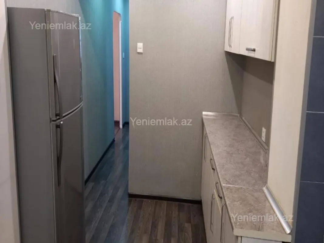 Satılır 3 otaqlı köhnə tikili 75 m²
