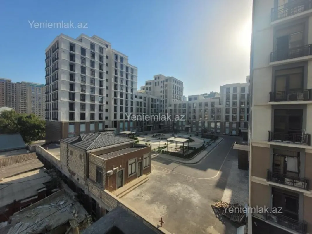 Satılır 4 otaqlı yeni tikili 129 m²