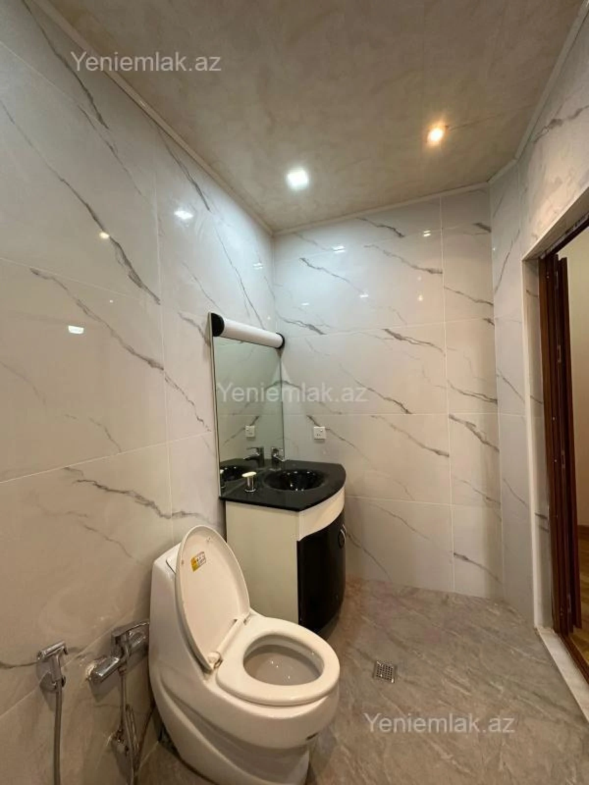 Satılır 2 otaqlı yeni tikili 58 m²