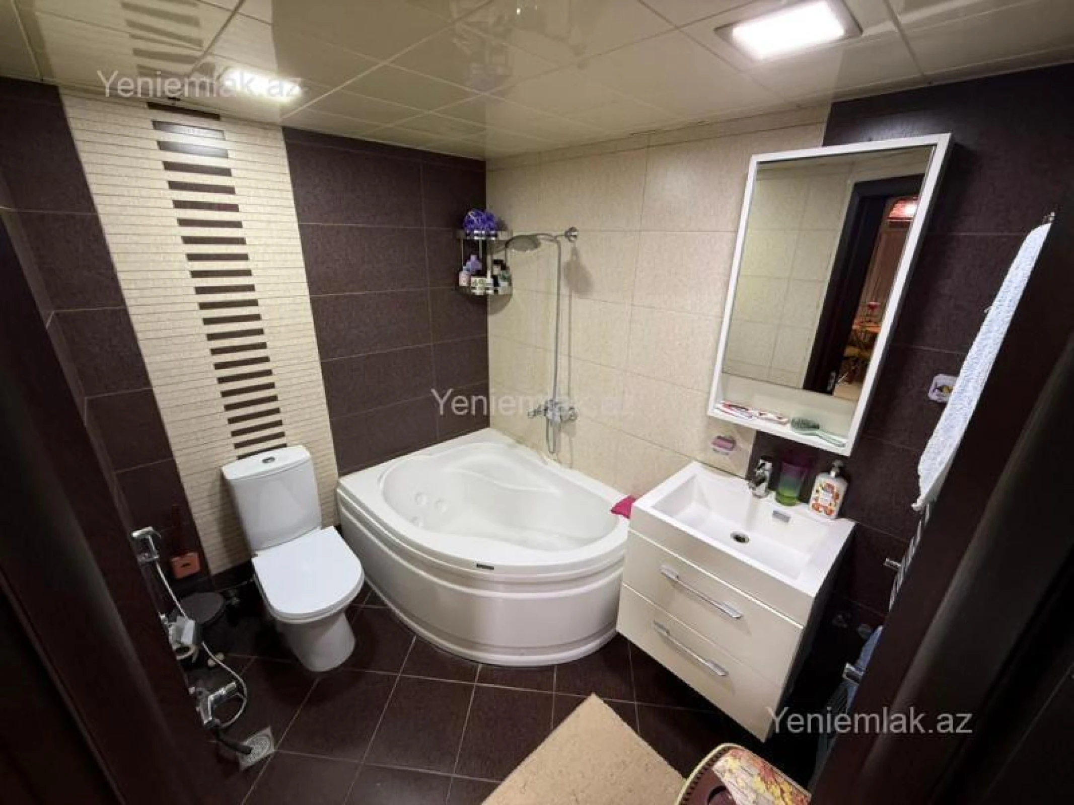 Satılır 1 otaqlı yeni tikili 47 m²