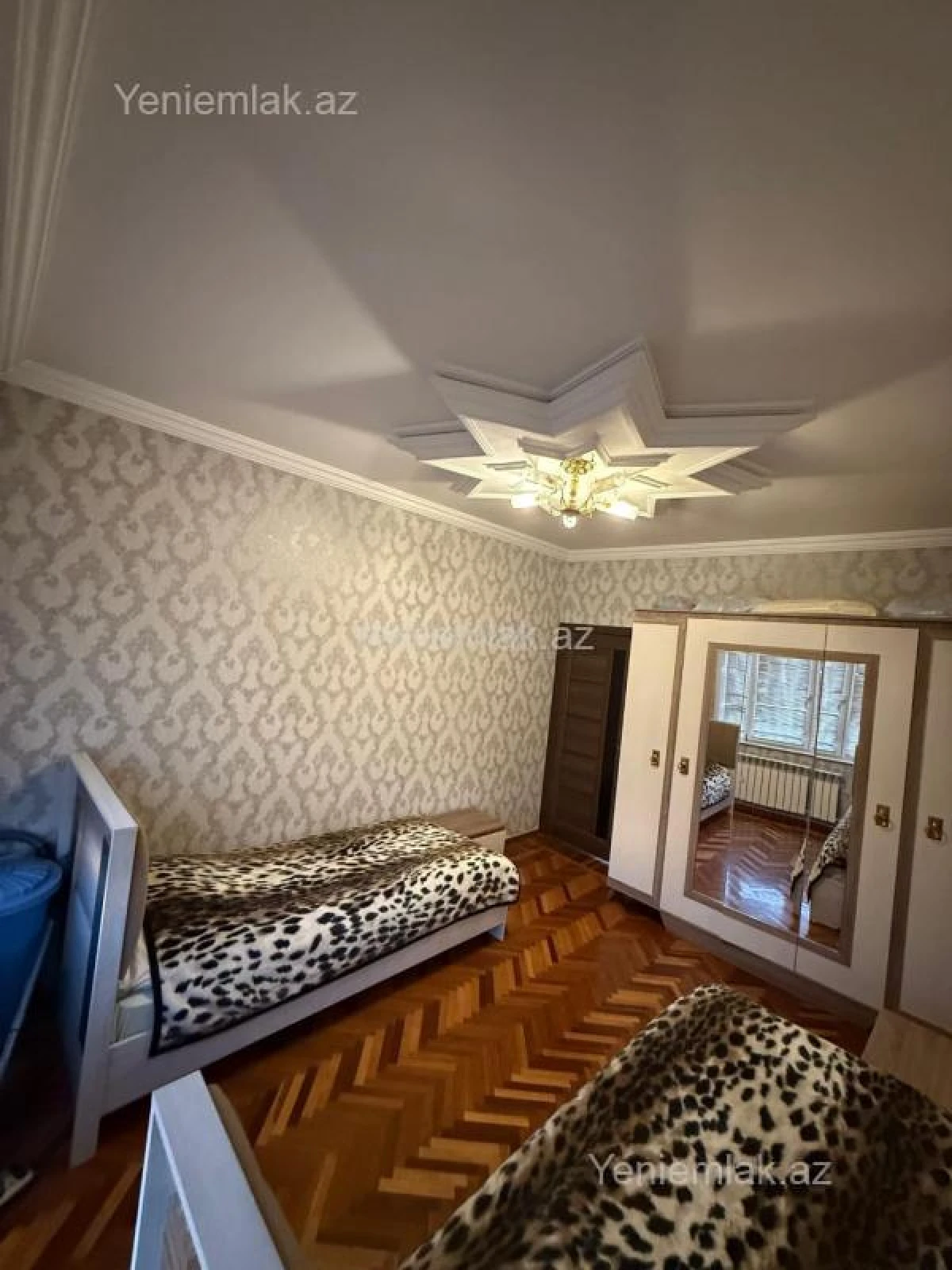 Satılır 3 otaqlı köhnə tikili 74 m²