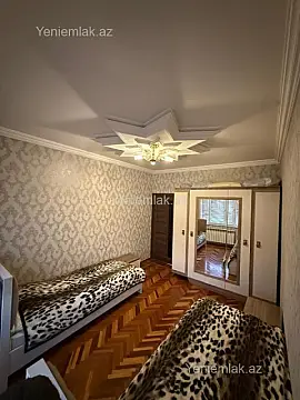 Satılır 3 otaqlı köhnə tikili 74 m²