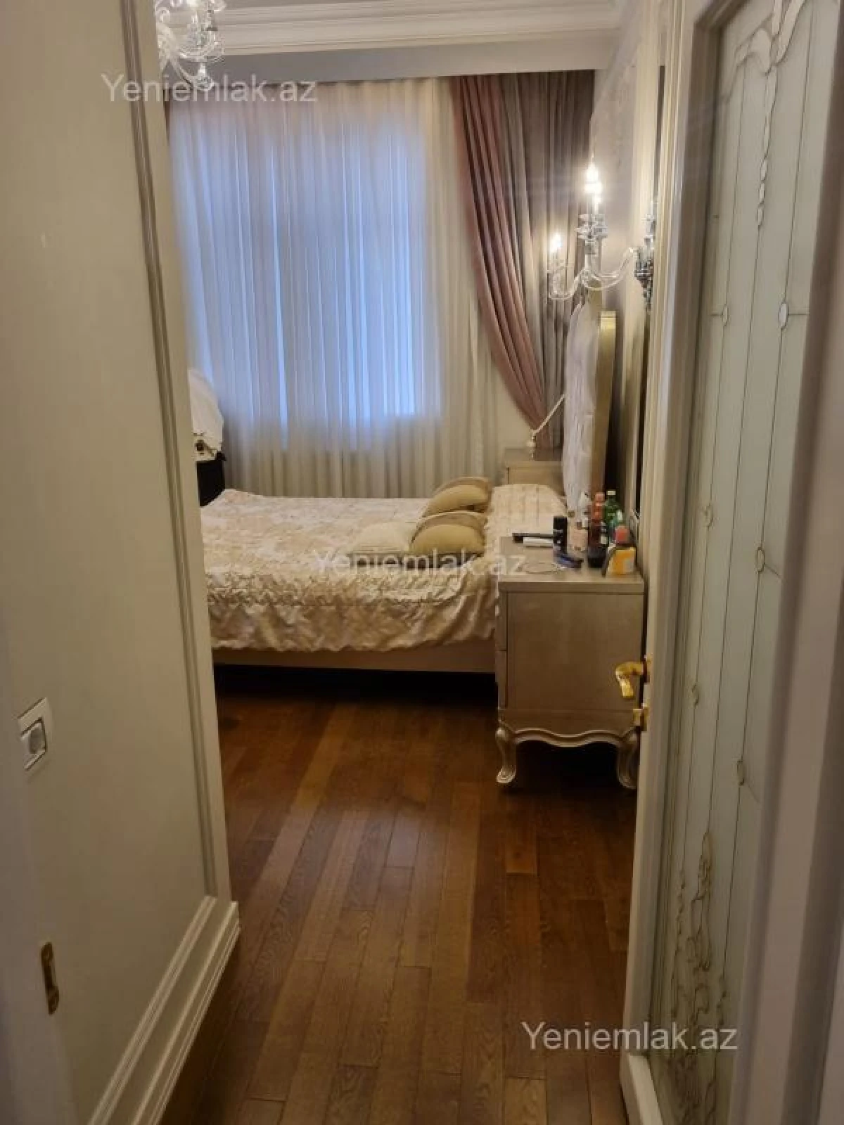 Satılır 2 otaqlı yeni tikili 95 m²